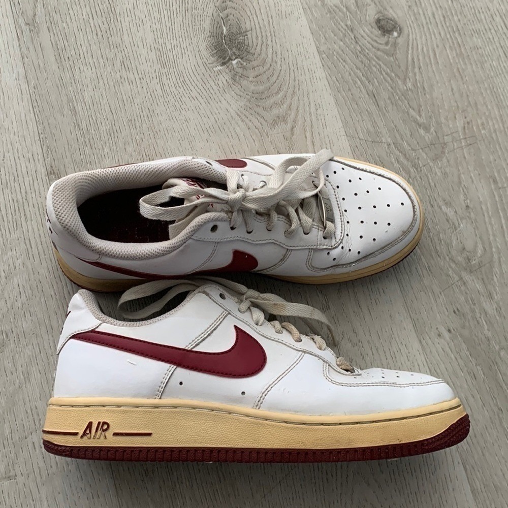 Nike Air Force 1‎ Low Sneakers Womens White Gym Red maroon 5.5Y unisex